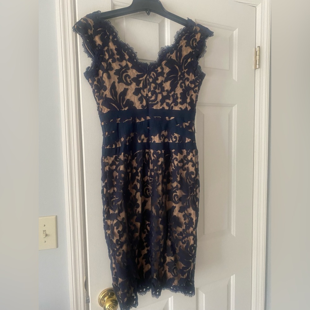 Dress - Picture 2 of 5